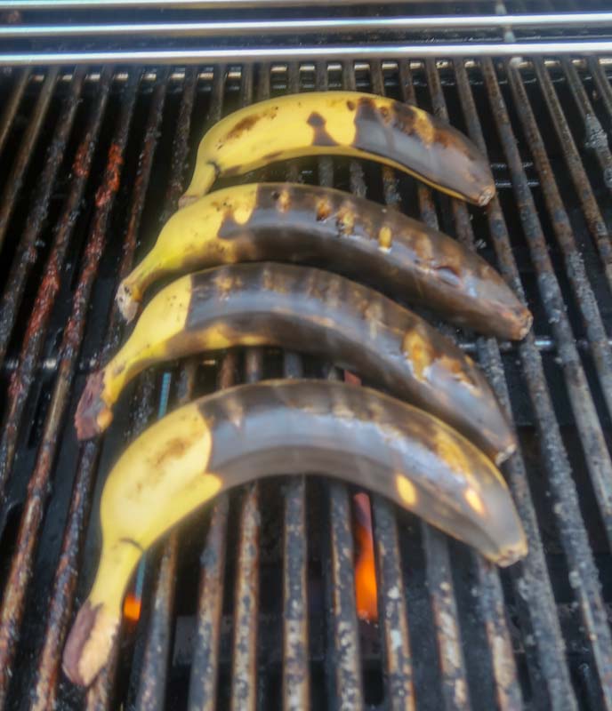 Bananen am Grill