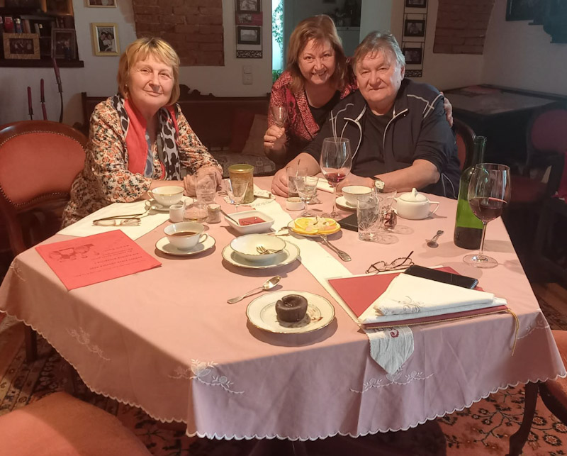 Gisi Lunch 8.11.23 Gruppe mit Gisi