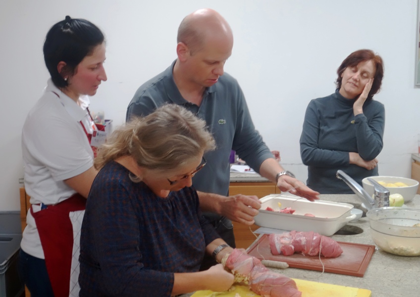 LFI März 18 Kalbsrollbraten binden