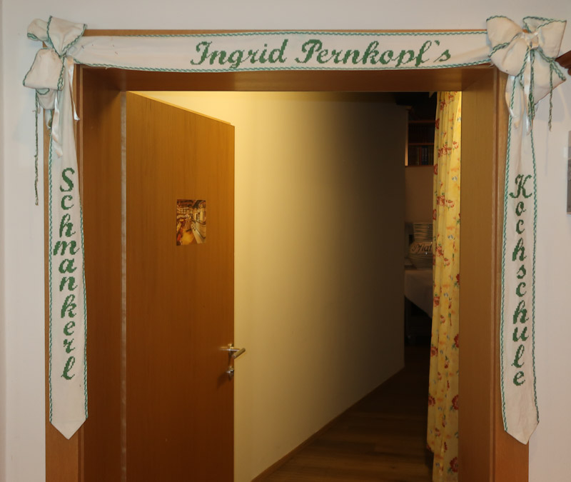Pernkopf 10.20 Eingang Kochschule 