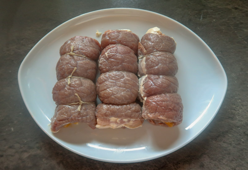Rindsrouladen gebunden 