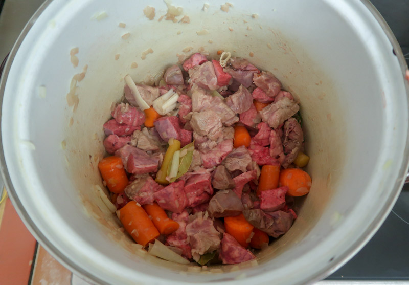 Saure Suppe Kochtopf 