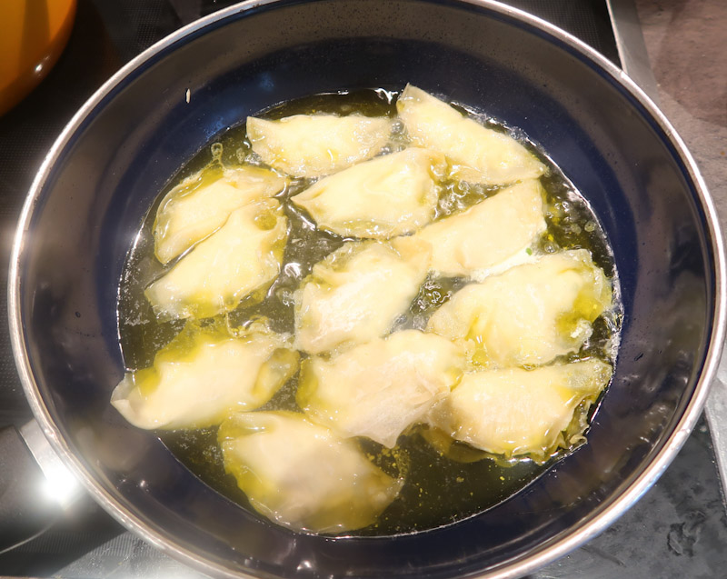gyoza beim braten